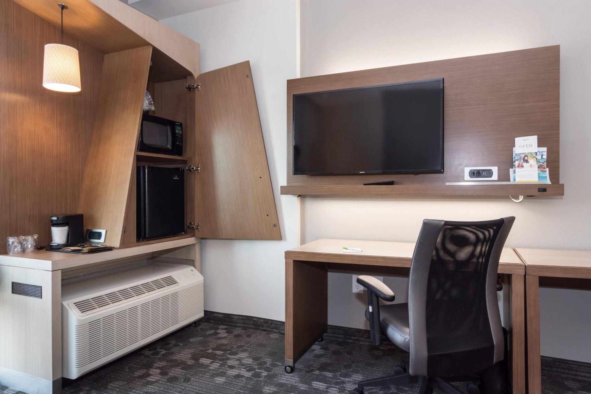 Courtyard By Marriott Fayetteville Fort Liberty - Спринг Лейк Екстериор снимка