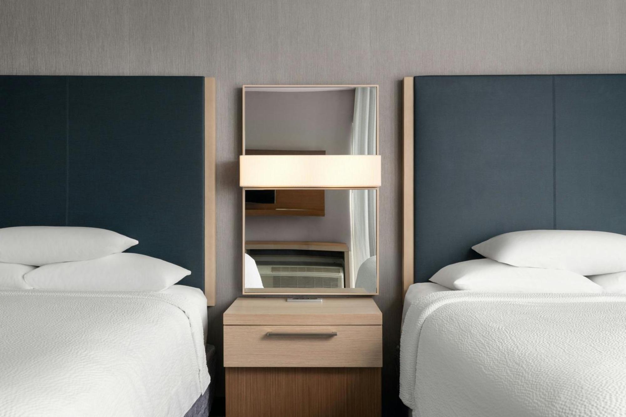 Courtyard By Marriott Fayetteville Fort Liberty - Спринг Лейк Екстериор снимка