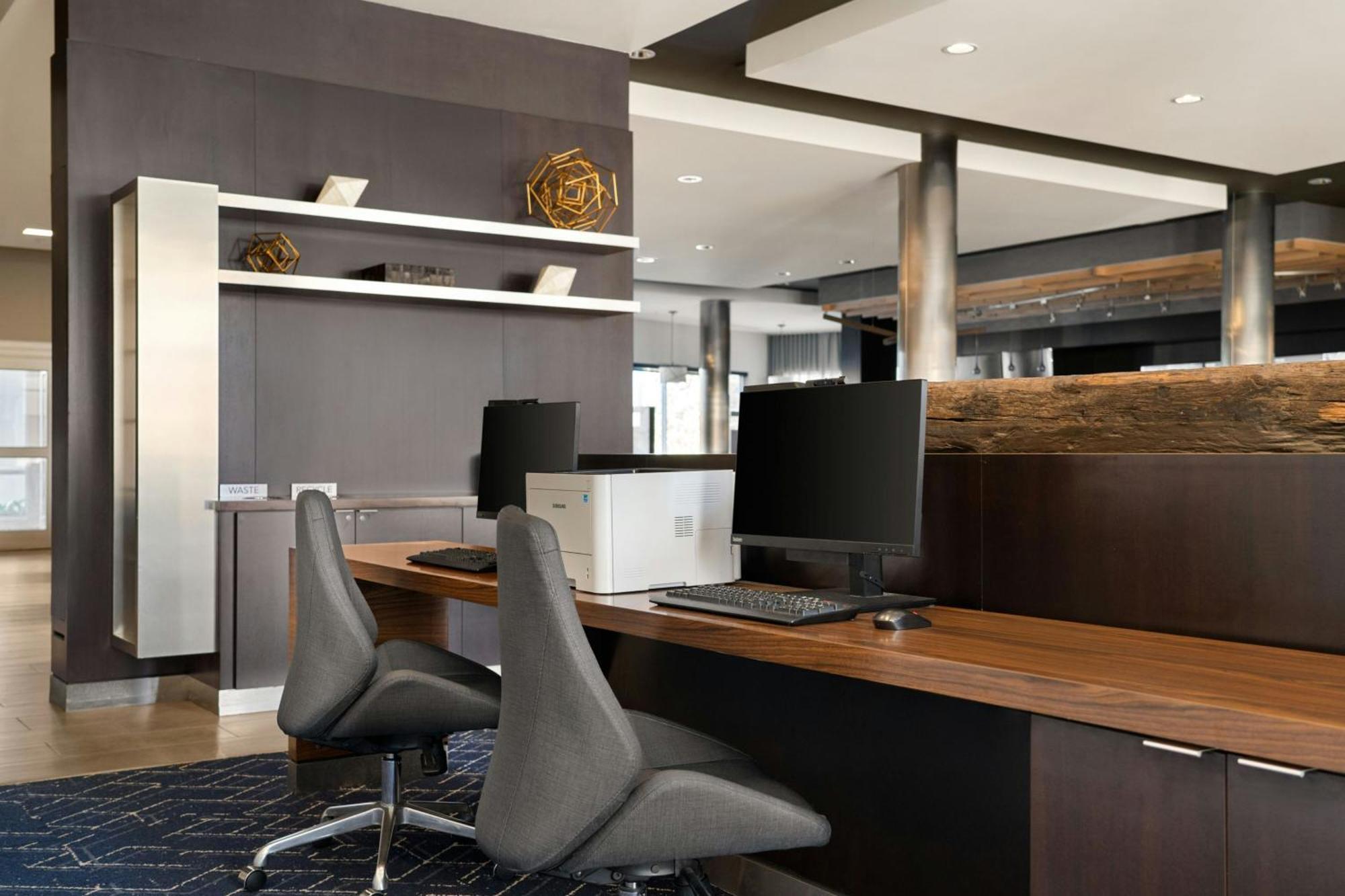 Courtyard By Marriott Fayetteville Fort Liberty - Спринг Лейк Екстериор снимка
