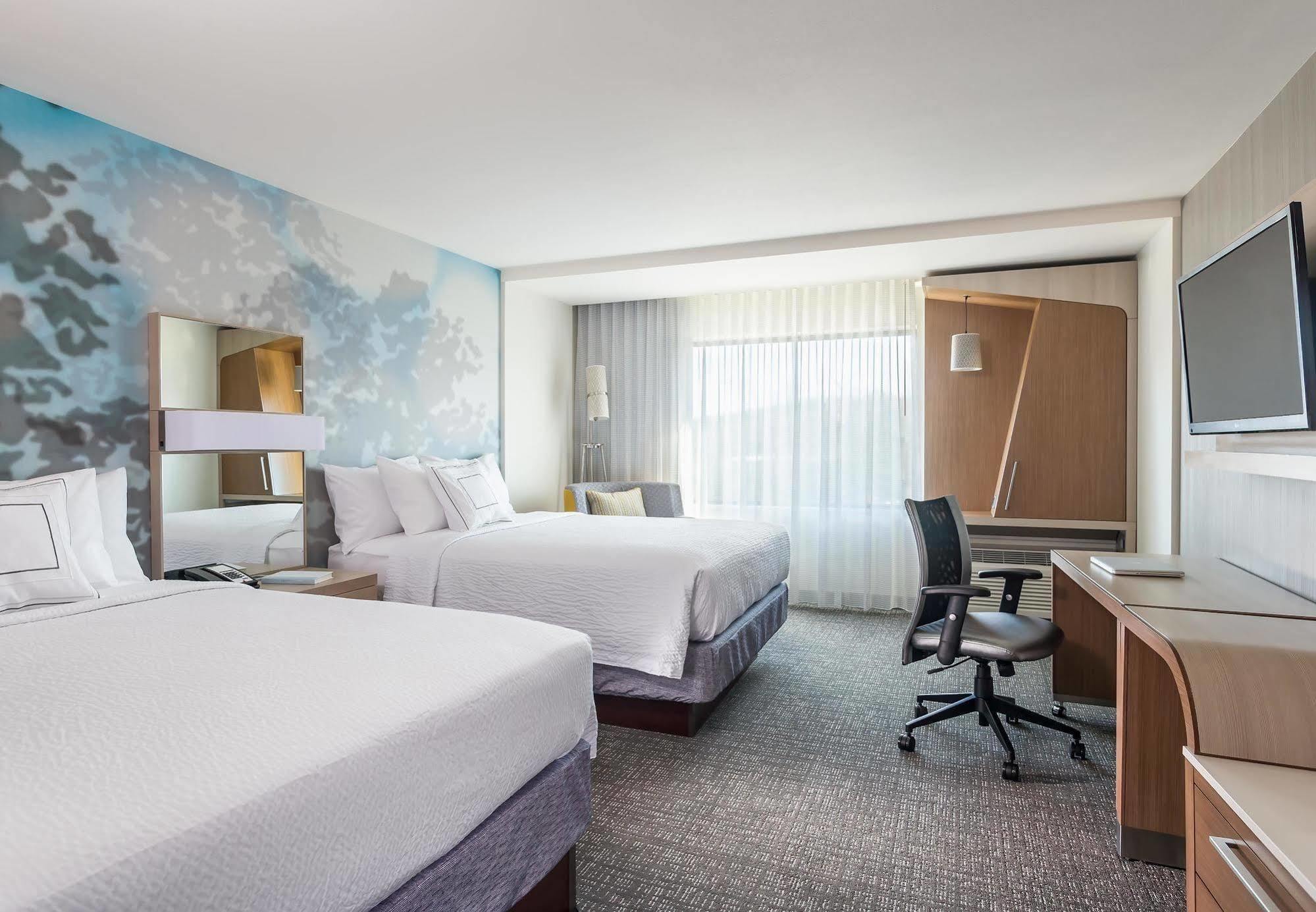 Courtyard By Marriott Fayetteville Fort Liberty - Спринг Лейк Екстериор снимка